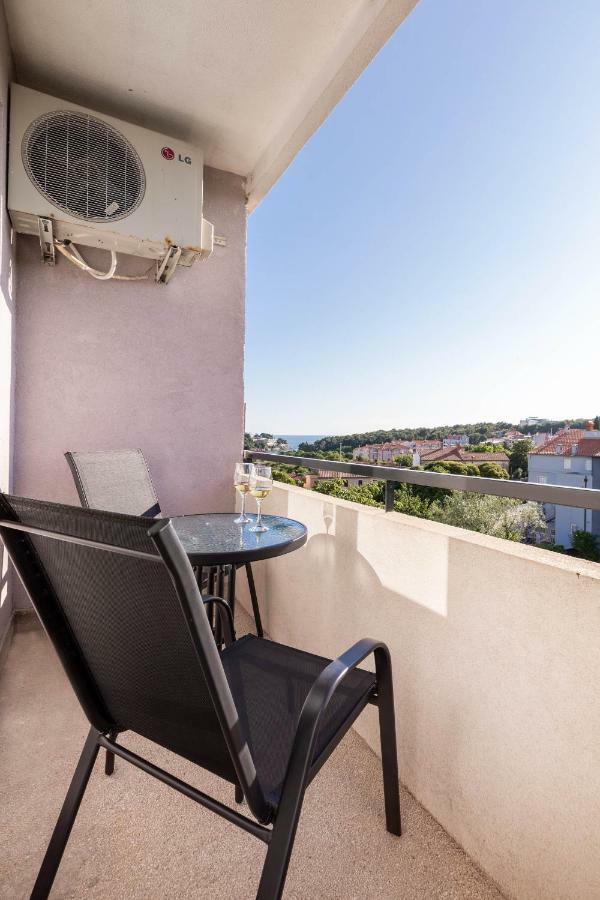 Apartment Sole Pula Exterior foto